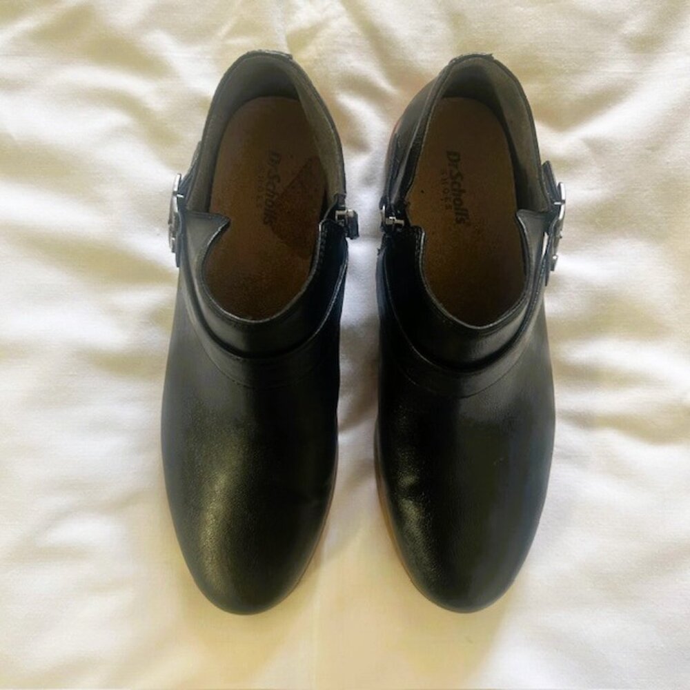 Dr Scholls Ladies Ankle Booties 9.5 M Black Buckle Zip Hello Shootie